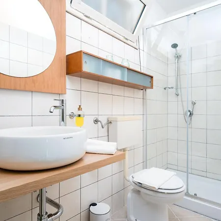 アパート La Vela Rossa カーラ・リベロット